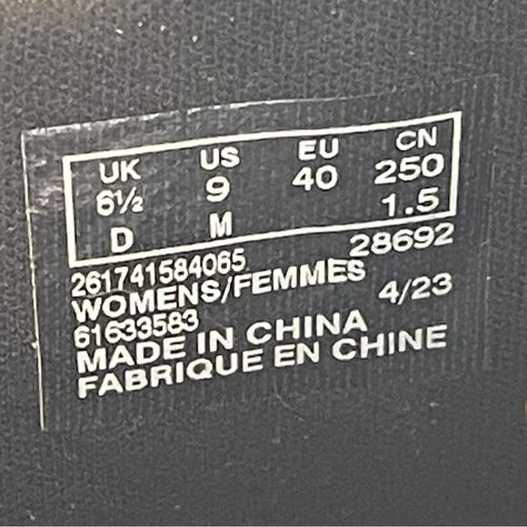 Clarks Suede Ankle Boots Black Booties - Picture 9 of 16